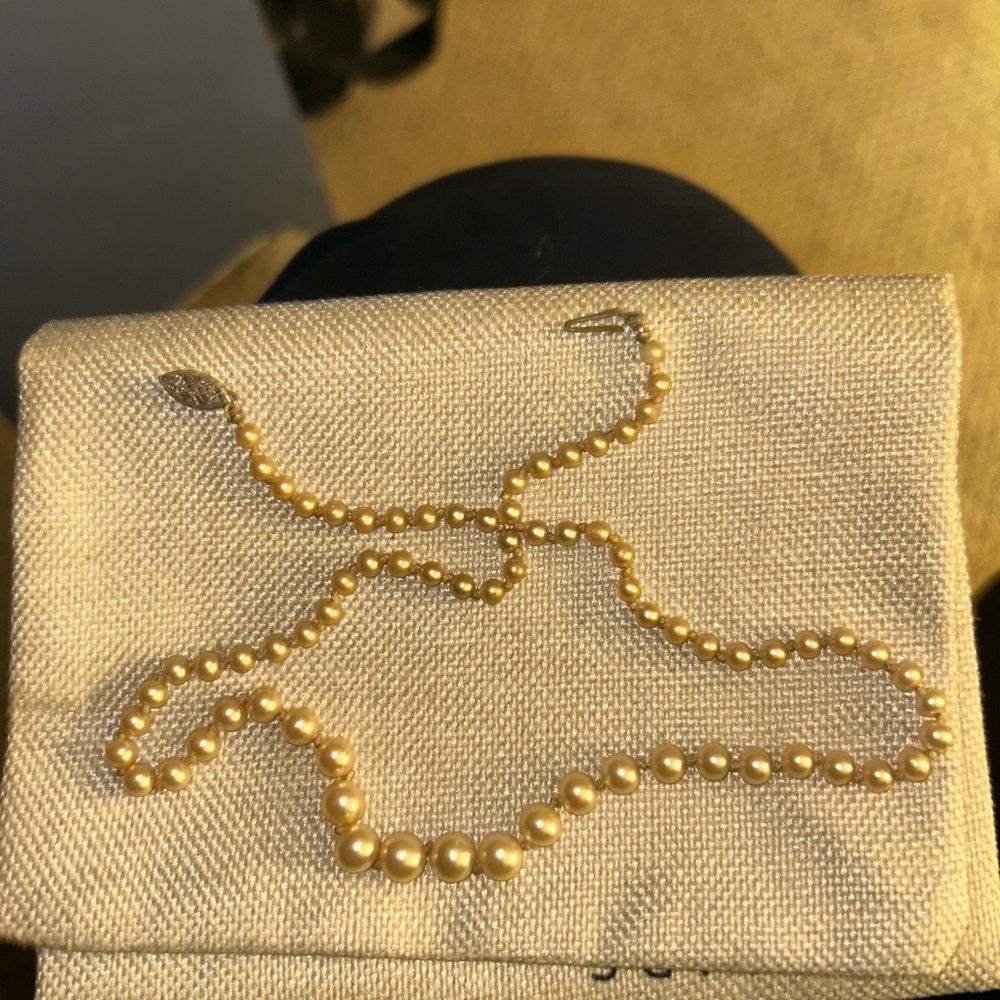 Elegant Gold Pearl Necklace